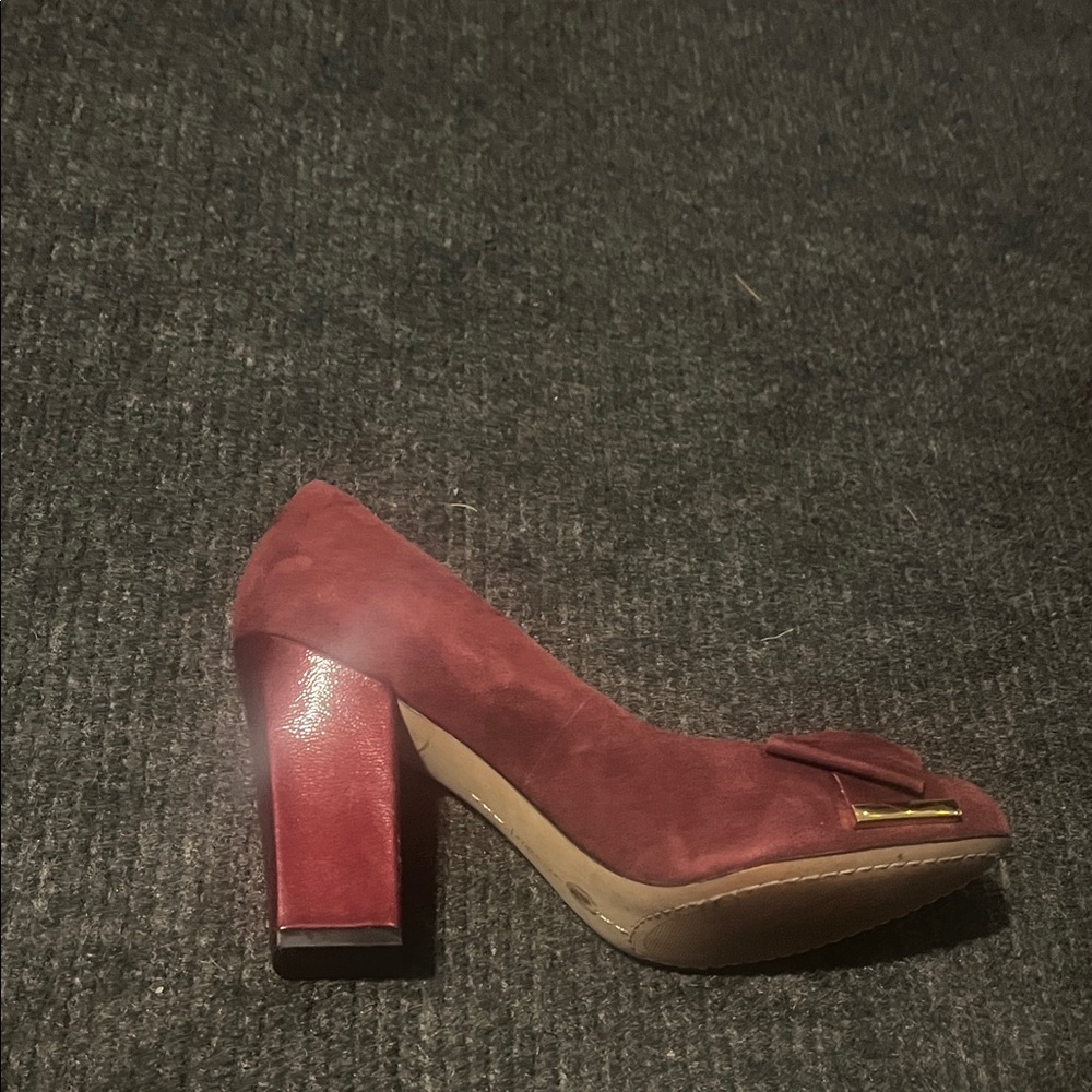 Vince Camuto Burgundy Suede Heels